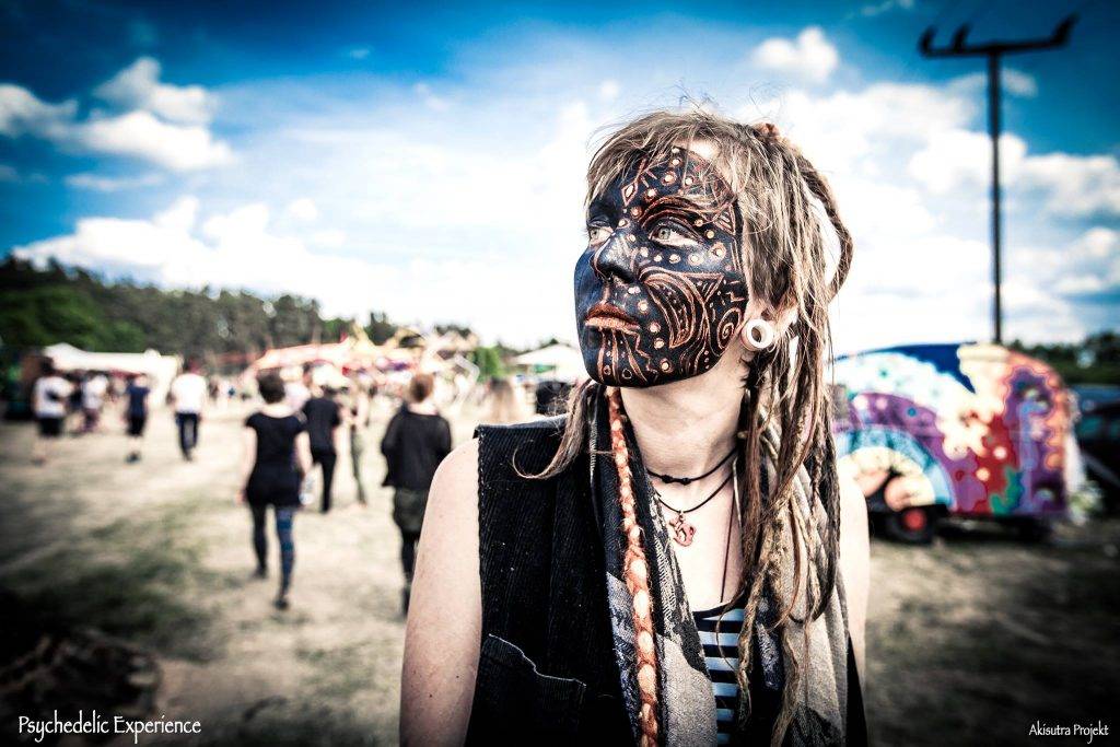Psychedelic Experience 2016 faces paint