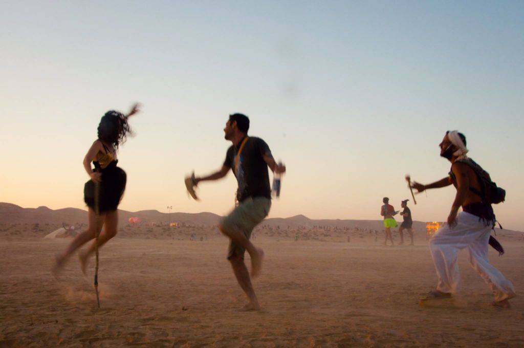 Midburn 2016 people dancing in desert