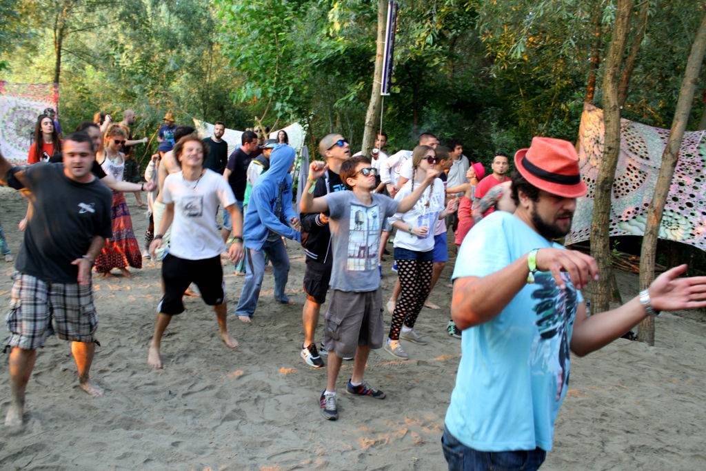 Elysium Island 2016 dancefloor