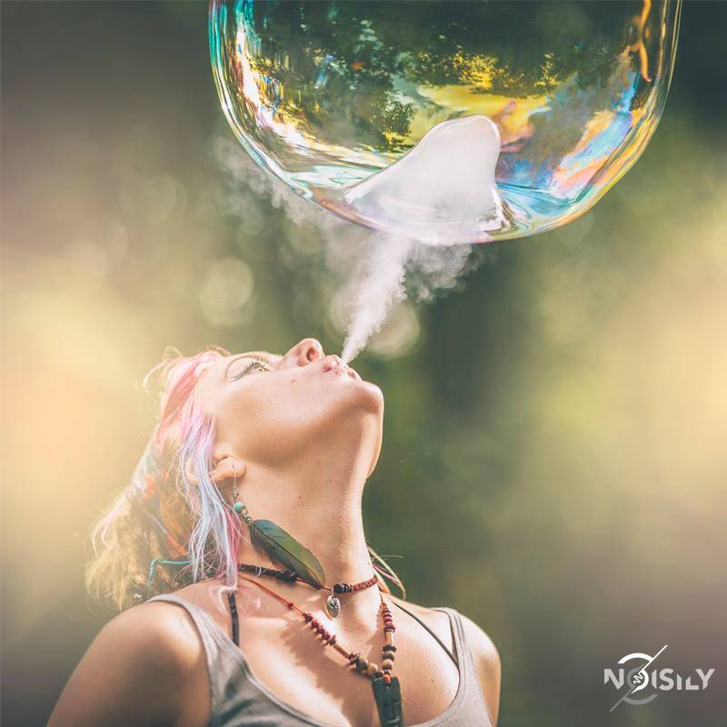 Noisily Festival of Music and Arts Festival 2016 smoky bubbles 