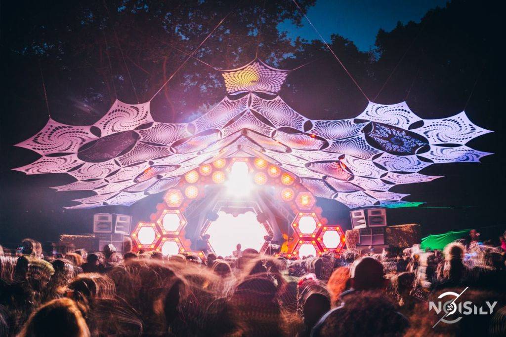 Noisily Festival of Music and Arts Festival 2016 dancefloor