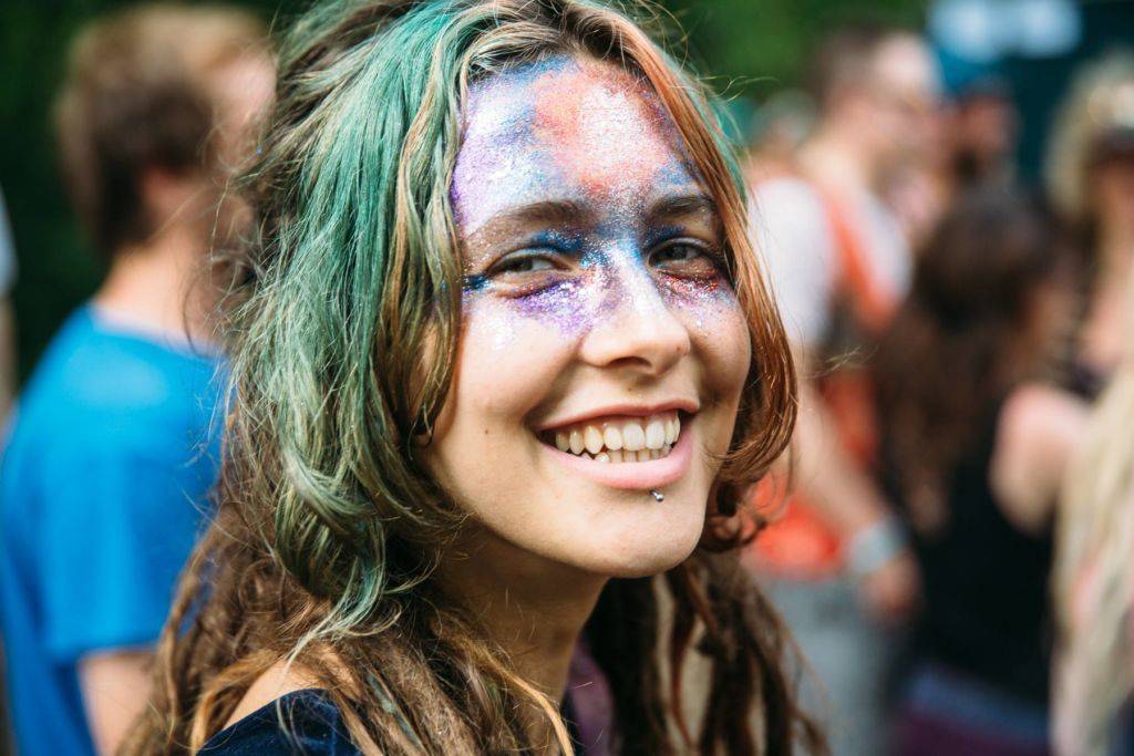Noisily Festival of Music and Arts Festival 2016 coloured face girl 