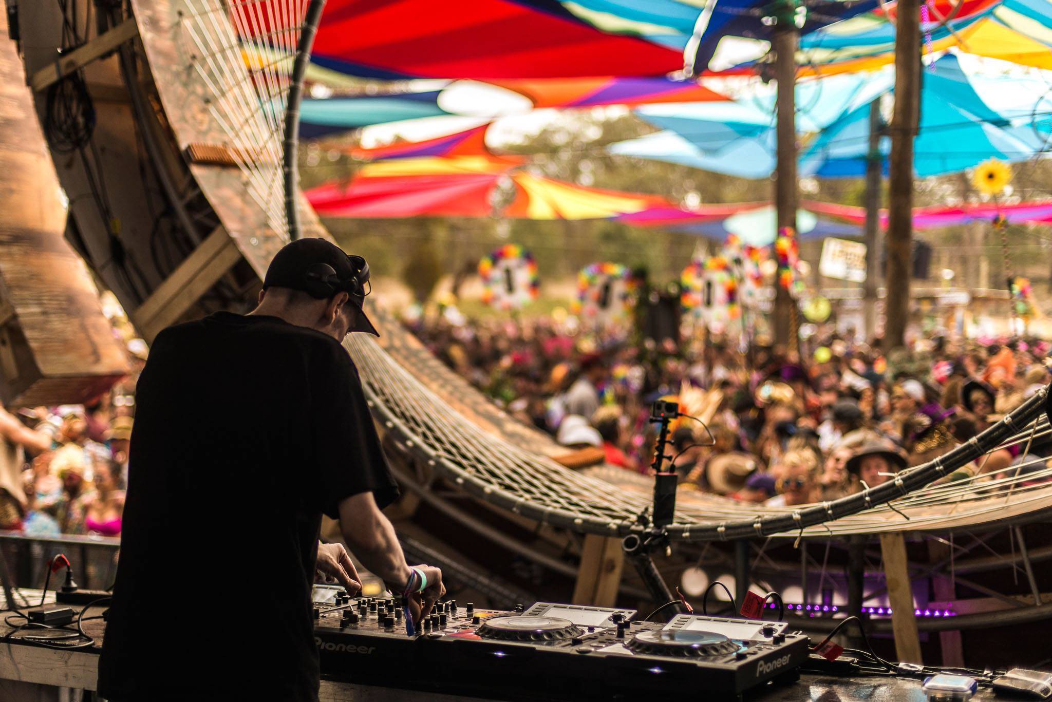 Rainbow Serpent 2016 - dj playing