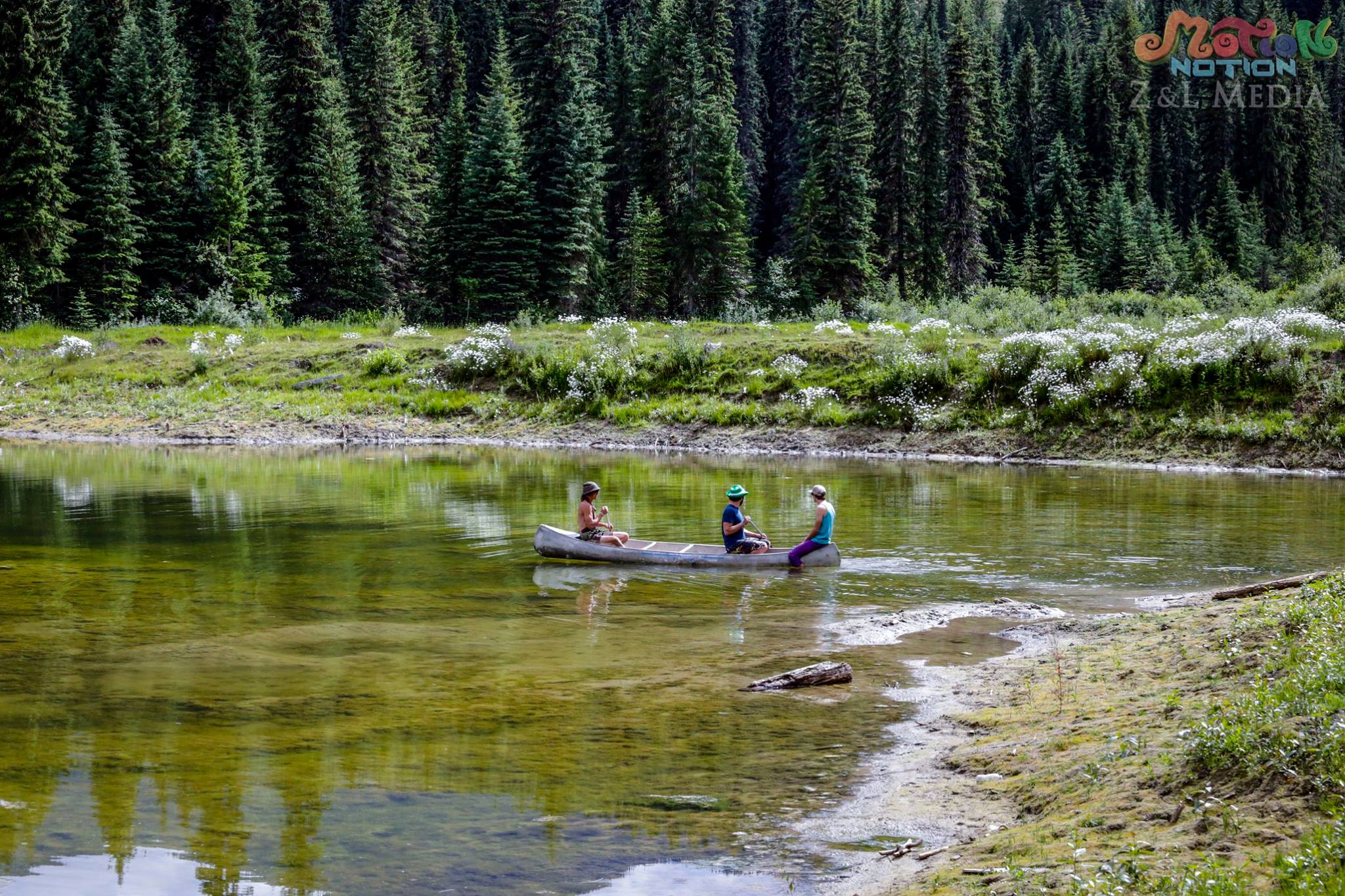 Motion Notion 2016 boat on lake