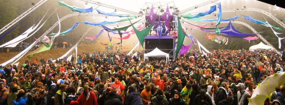 boom-shankra-2012 Hadra Trance festival dancefloor