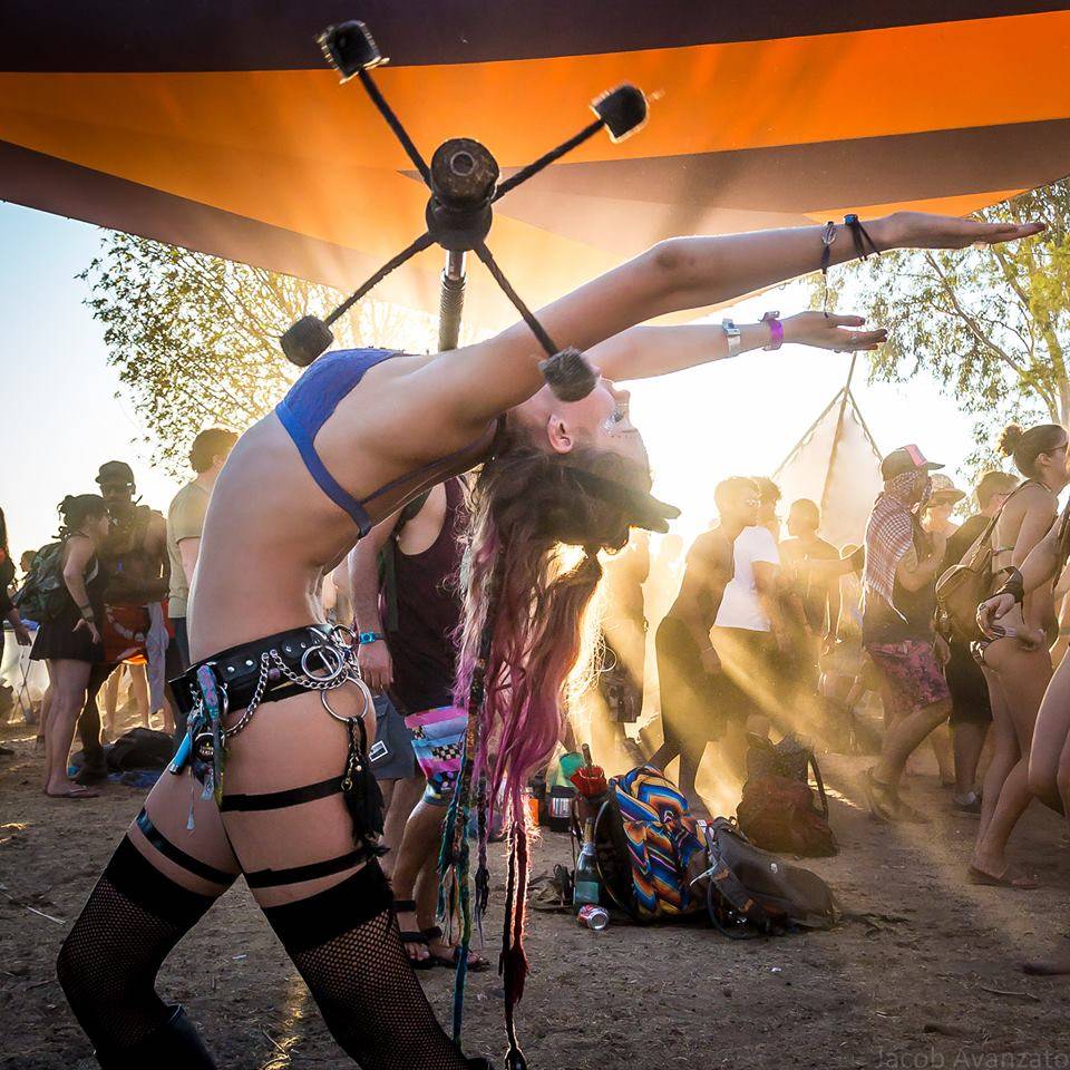 photo-by-jacob-avanzato-symbiosis-gathering-2015-1 perofrmans